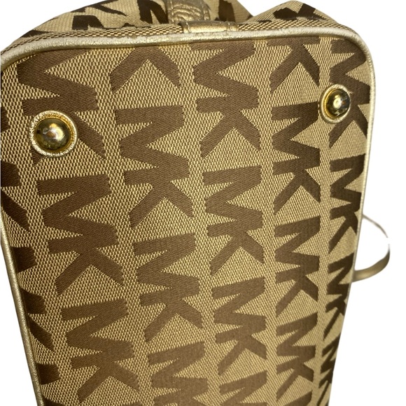 Michael Kors Shoulder Bag GUC - Picture 4 of 11